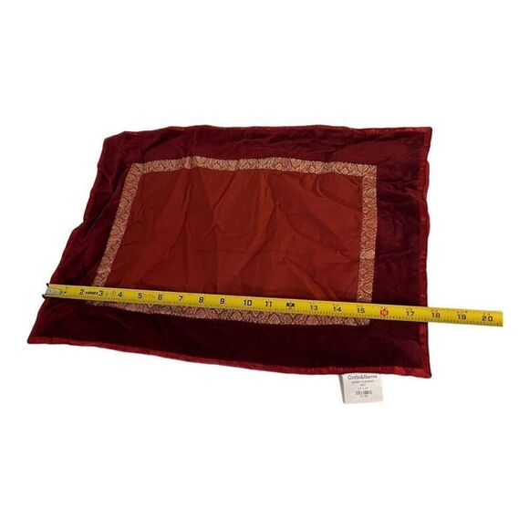 Set If 4 Burgundy deep red velour velvet placemats Crate And Barrel Holiday - Picture 6 of 7
